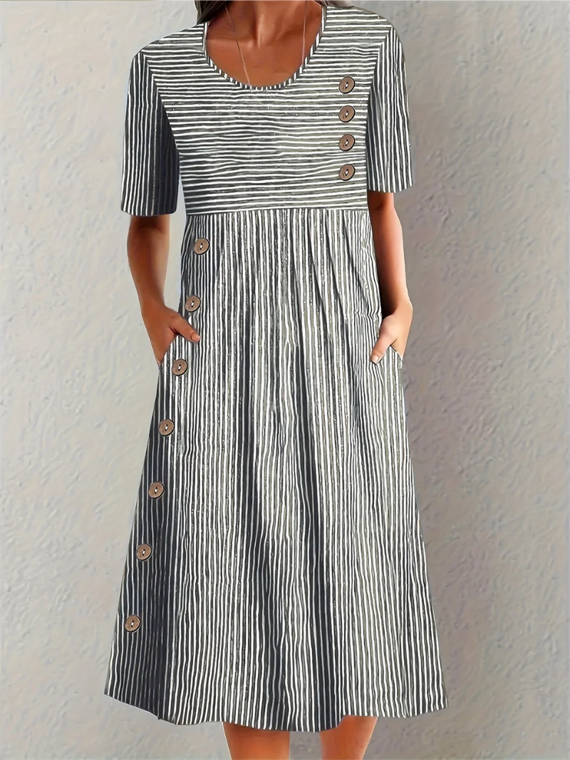 Síle | The Classic Summer Stripe Dress